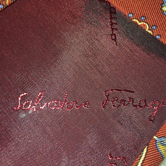 Ferragamo Tie - Picture 6 of 6